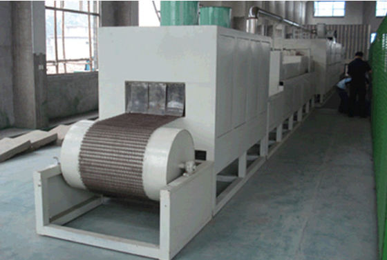 Buen precio Fabrica de equipos de horno de soldadura de aluminio blindado con gas de control continuo de temperatura de alta precisión en línea