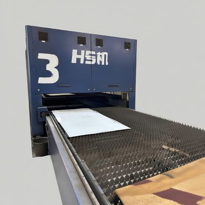 Buen precio 3000W Fiber Laser Cutting Machine 4000x1500mm Servo System en línea