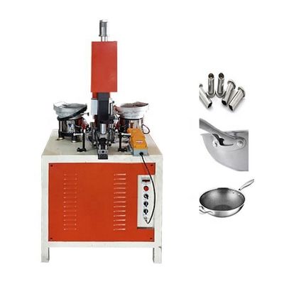 Buen precio Máquina que clava automática serva para Pan Pot Making que fríe de aluminio en línea