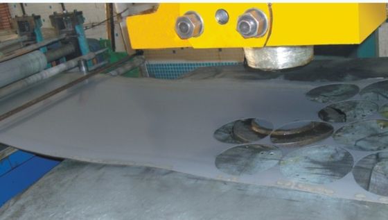 Alta eficiencia NC alimentador con pantalla LCD máquina de corte de perforación máquina para el pulido de la máquina de metal
