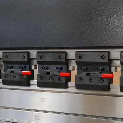 Automático de acero inoxidable CNC máquina de flexión hidráulica Metal plegable para el fregadero de la cocina