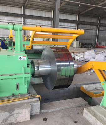 Buen precio 0.2 ~ 2.0 × 1400 máquina de corte de precisión de bobina de acero hecha en China máquina de corte de alta velocidad en línea