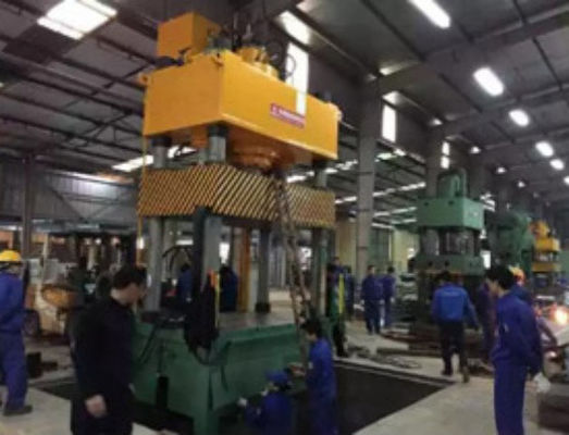 Buen precio Y una máquina de prensado hidráulico de precisión para estirar piezas metálicas de gran área en línea