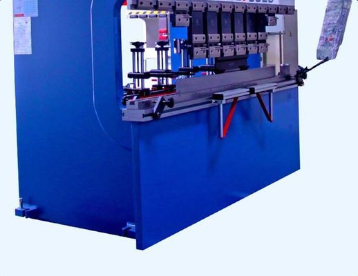 Buen precio Máquina avanzada de procesamiento automático de chapa de metal para doblar y dar forma con precisión en línea