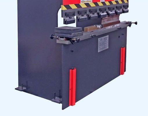 Detalles de parámetros Introducción de la máquina de flexión automática de precisión de moldeo de metal 630T