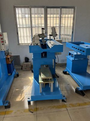 Buen precio Máquina de soldadura de costura recta eficiente de acero inoxidable para diferentes especificaciones de materiales en línea