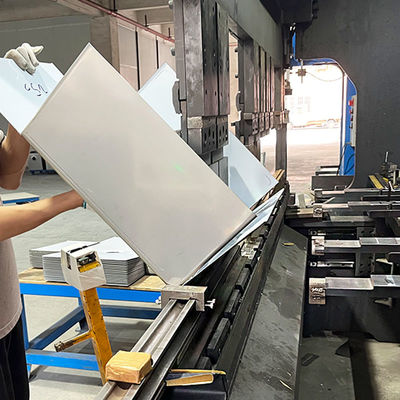 Sistemas de control avanzados 201 y 316L Máquina de flexión CNC de acero inoxidable de doble grado para fregaderos hechos a mano