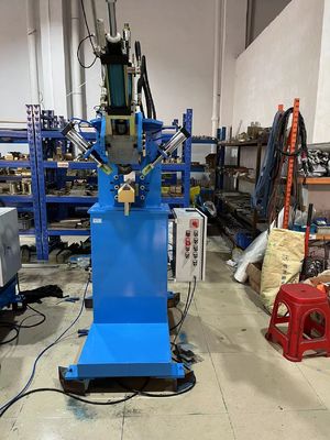 Máquina avanzada de prensado de esquina y costura eficiente para lavabos de cocina hechos a mano de acero inoxidable