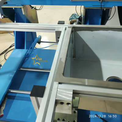 Máquina de soldadura automática de superficie CNC para la fabricación de fregaderos manuales de acero inoxidable