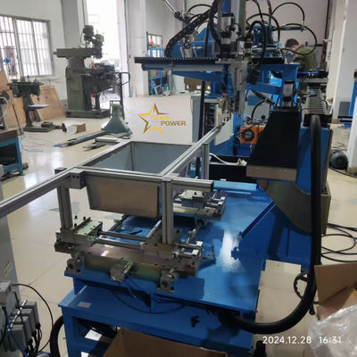 Buen precio Equipo de soldadura automática de soldadura de acero inoxidable fregadero máquina de soldadura de plano CNC en línea