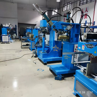 Máquina de prensado de juntas y ángulos controlada por PLC para soldadura lisa de costuras de alta precisión en la industria de la cocina