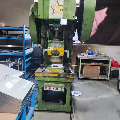 Buen precio Máquina de punción de garganta profunda punción de alta precisión curva grande en línea