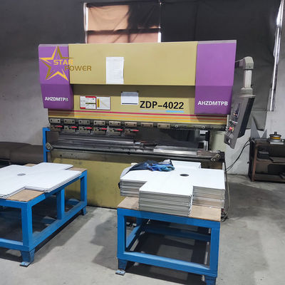 Máquina de flexión inteligente de hundimiento de la flexión de la formación de columnas de 1300 mm