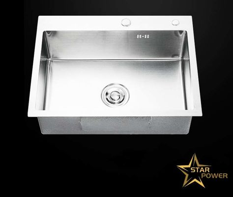Buen precio Especificaciones del fregadero hecho a mano de acero inoxidable 304 en línea