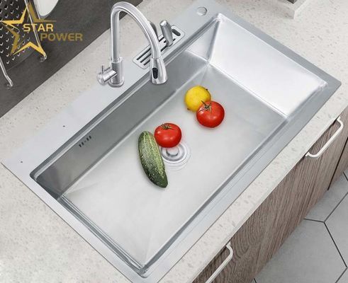 Cuencos de mano de acero inoxidable fáciles de mantener en cocinas domésticas