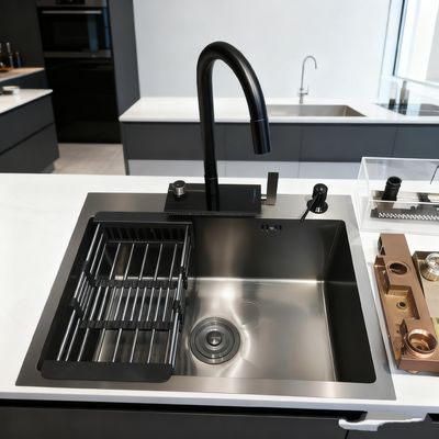Buen precio 800 mm Cuenca de cocina de acero inoxidable de doble cuenca con acabado cepillado, almohadillas amortiguadoras de sonido y desagüe trasero disponible profundidad de cuenca personalizada disponible medidor de acero personalizado disponible en línea