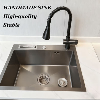 Buen precio Fregadero de cocina de acero inoxidable 304 soldado sin costuras y engrosado, lavabo hecho a mano en línea