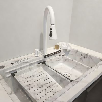 Buen precio Fregadero de cocina de acero inoxidable hecho a mano con ducha termostática, grado alimenticio 304/316 y cubeta individual profundizada en línea
