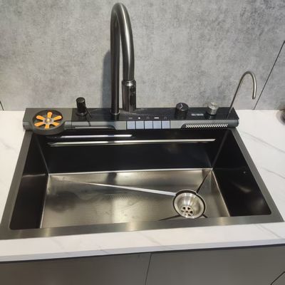 Buen precio Halla de acero inoxidable de 304/316 hecho a mano, lavabo de cocina de tazón único con bastidor de drenaje retráctil en línea
