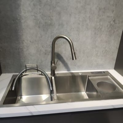Handmade 304/316 Stainless Steel Single Bowl Kitchen Sink with Retractable Drain Rack
